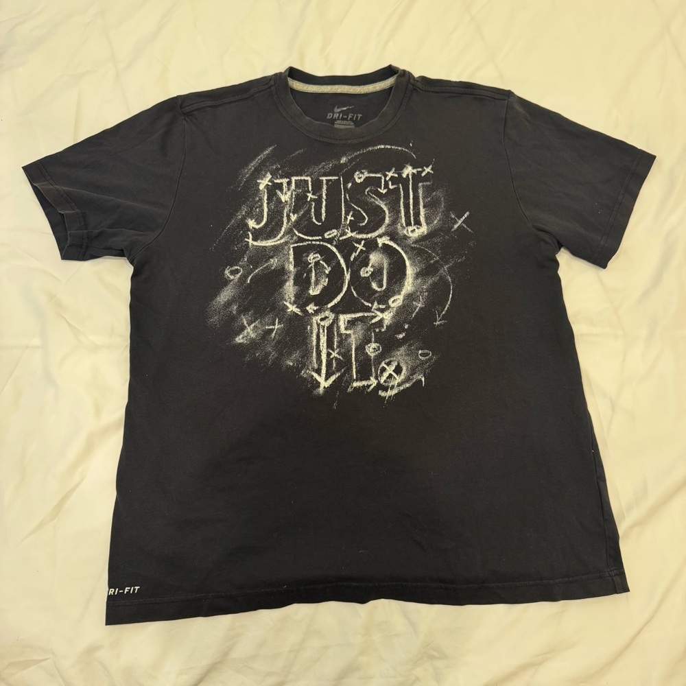 Nike Dri-FIT Just Do It Chalkboard Graphic T-Shirt Black Athletic Gym Tee Mens L